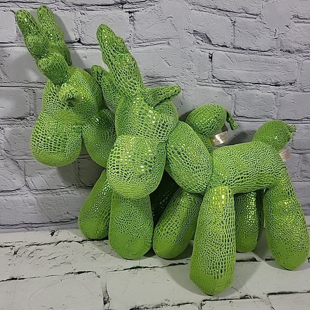 Dan Dee Balloon Animal Green Shimmer Christmas Santas Reindeer Plush Lot Of 2